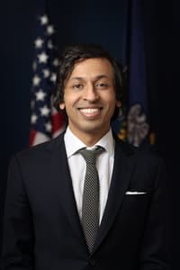 Sen. Nikil Saval headshot